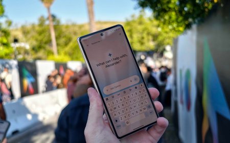 Google Gemini Interface Update Brings Gradient Overlays and New Typography