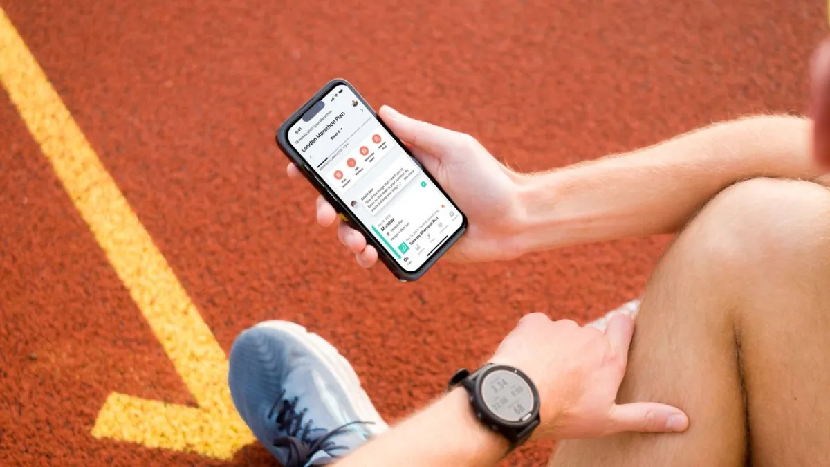 Digital badges and subscription rewards for Global Running Day across Strava, Apple Watch, and Garmin fitness platforms