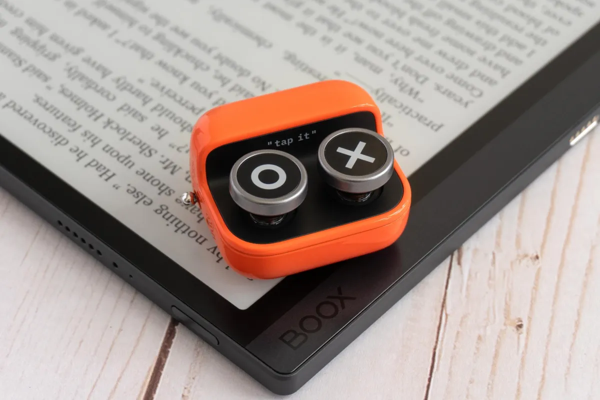 Boox Tappy page-turning remote