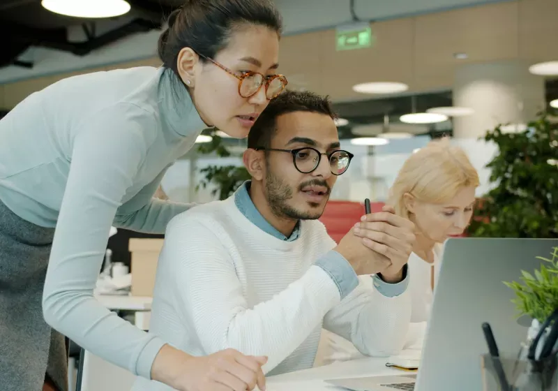 Microsoft Teams Wi-Fi location check-in interface for office coordination.