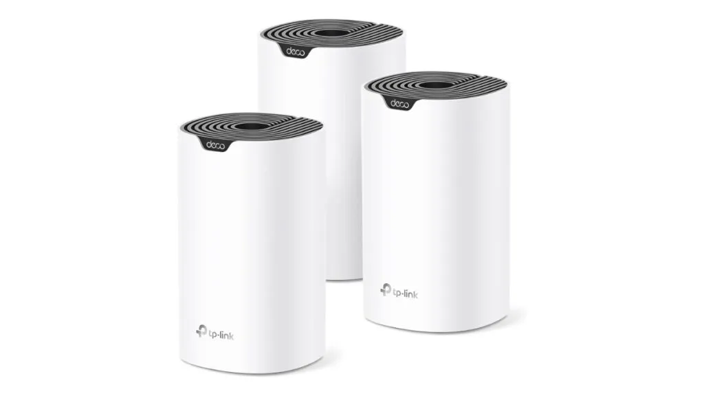 TP-Link Deco S4 three-access-point mesh system providing AC1900 wireless coverage.