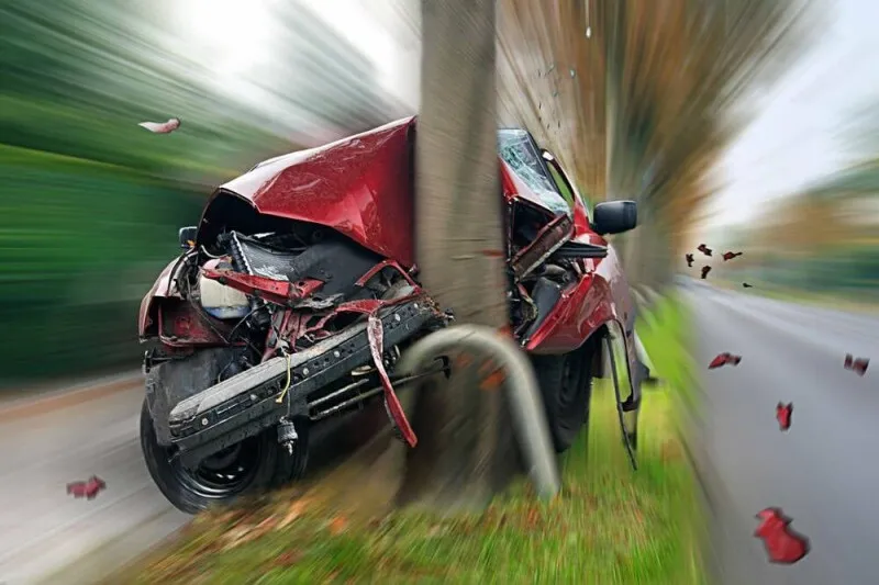 Artificial intelligence tools are used to alter vehicle damage photographs and falsify insurance documents.