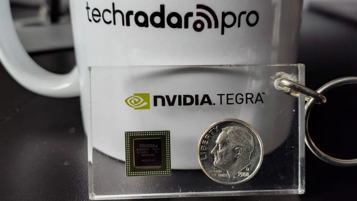 Nvidia Mobinnova elan device demonstrating early Tegra silicon and Windows CE integration