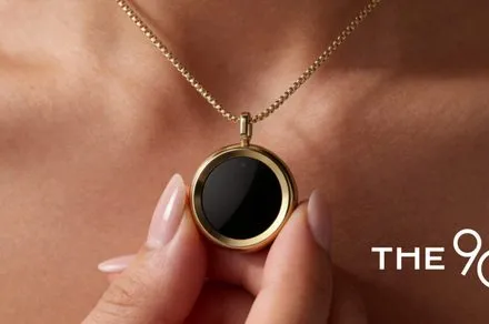 The90 Gem UV Necklace Review: Real-Time Sun Tracking