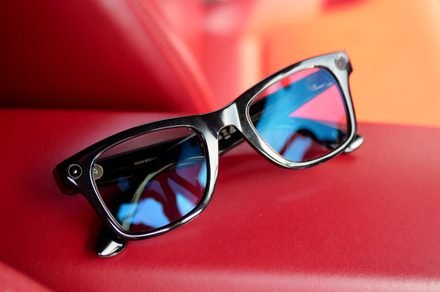 Conceptual rendering of Apple N50 smart glasses emphasizing Siri integration architecture.
