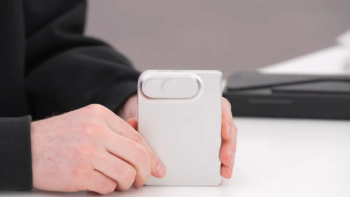 Engineering teams test the foldable iPhone hinge and flexible display ahead of a delayed fall release.
