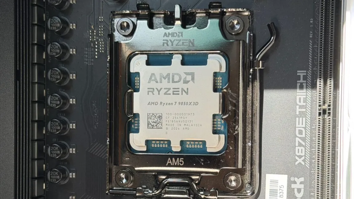An AMD Ryzen processor die highlights the memory encryption architecture.