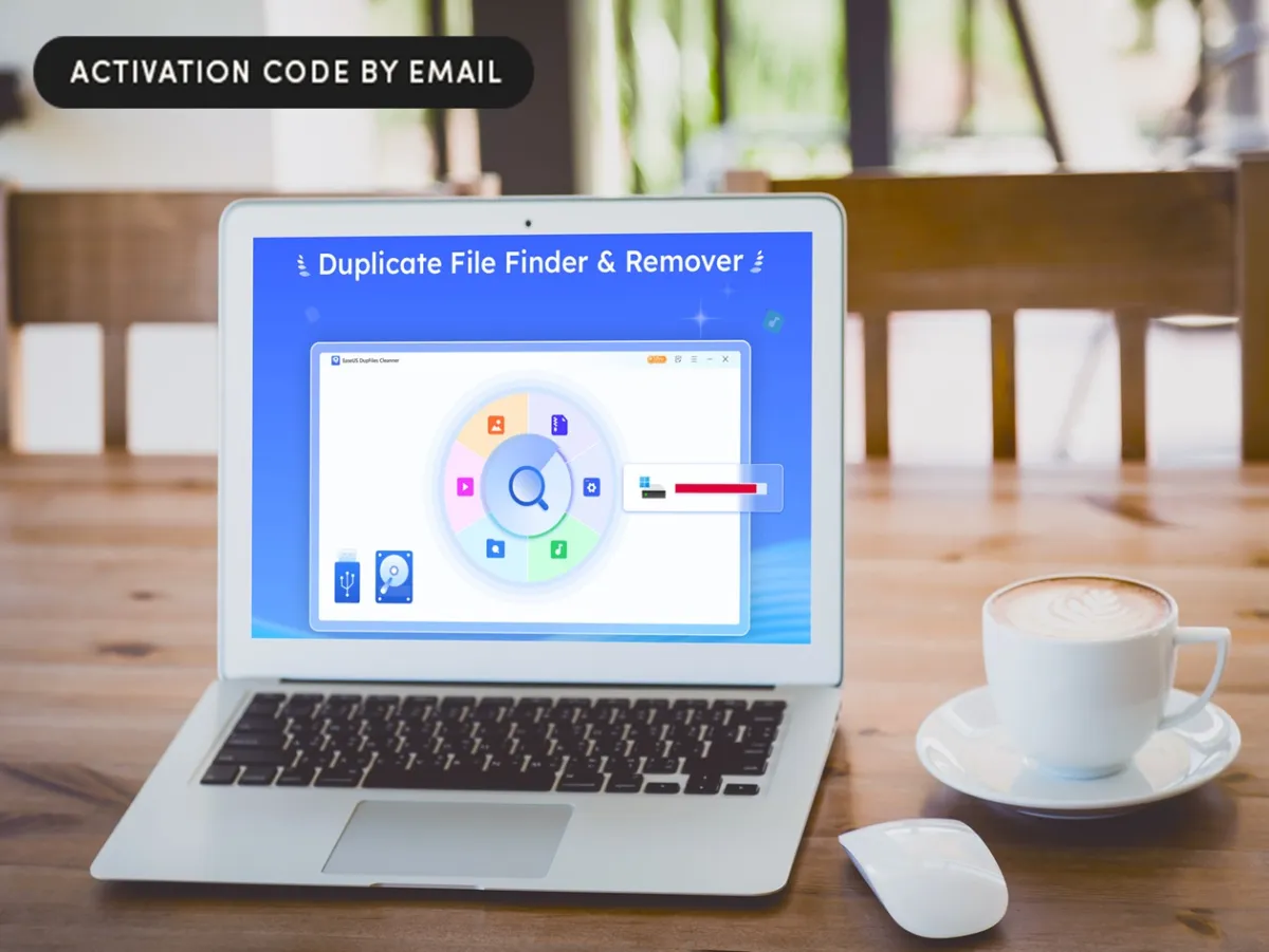 Software interface displaying duplicate file scanning tools for internal drives and cloud storage.