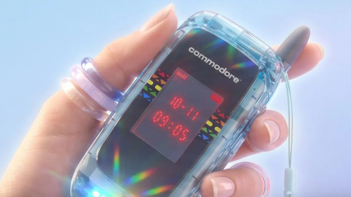 The Callback 8020 Linux flip phone is displayed in its closed clamshell design.