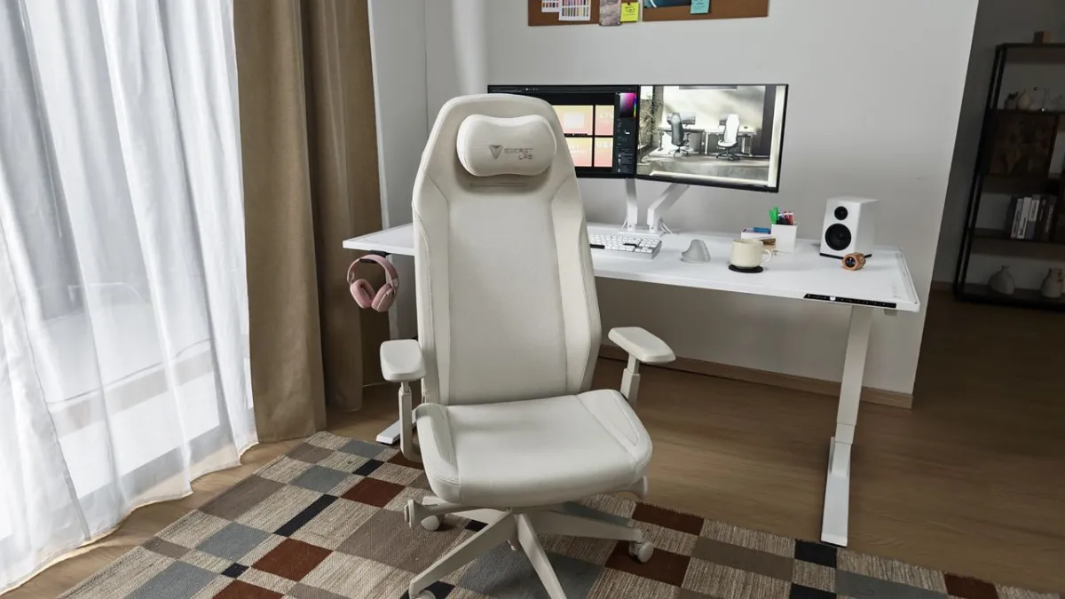The Secretlab Atlas task chair features automatic lumbar support and an adjustable recline mechanism.
