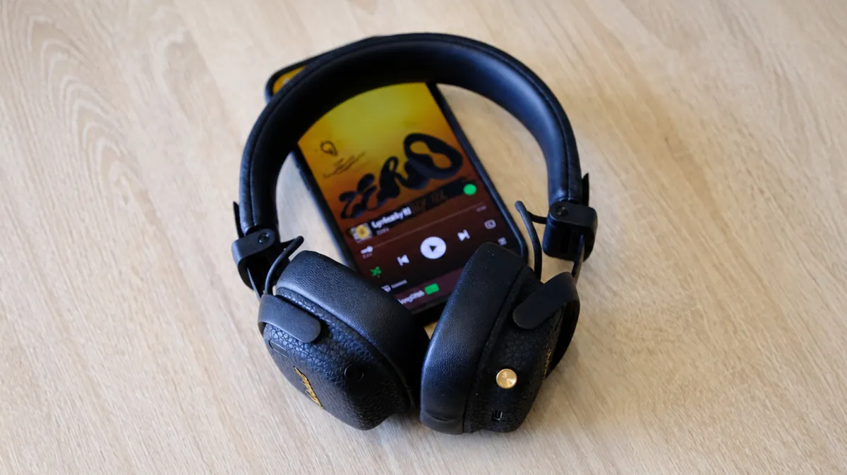 Marshall Milton ANC on-ear headphones feature a matte black finish with padded ear cups and an adjustable headband.