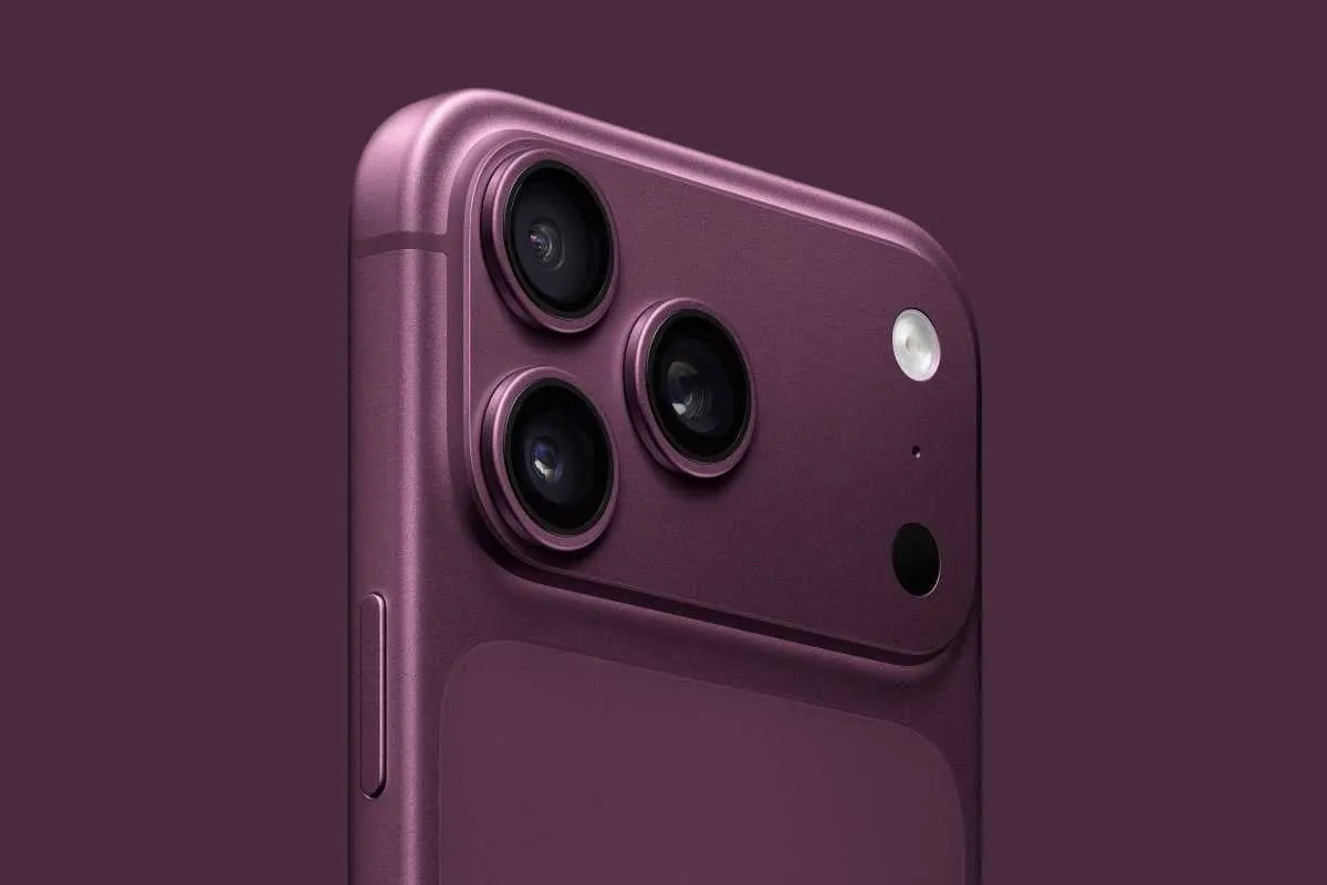 Leaked iPhone 18 Pro chassis in cherry, light blue, and dark gray metallic finishes