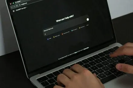 ChatGPT web interface displaying the direct email sending feature within writing blocks