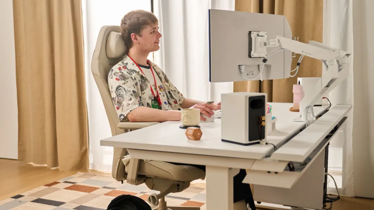 The Secretlab Atlas task chair uses cold cure foam and integrated springs to provide ergonomic support in a home office.