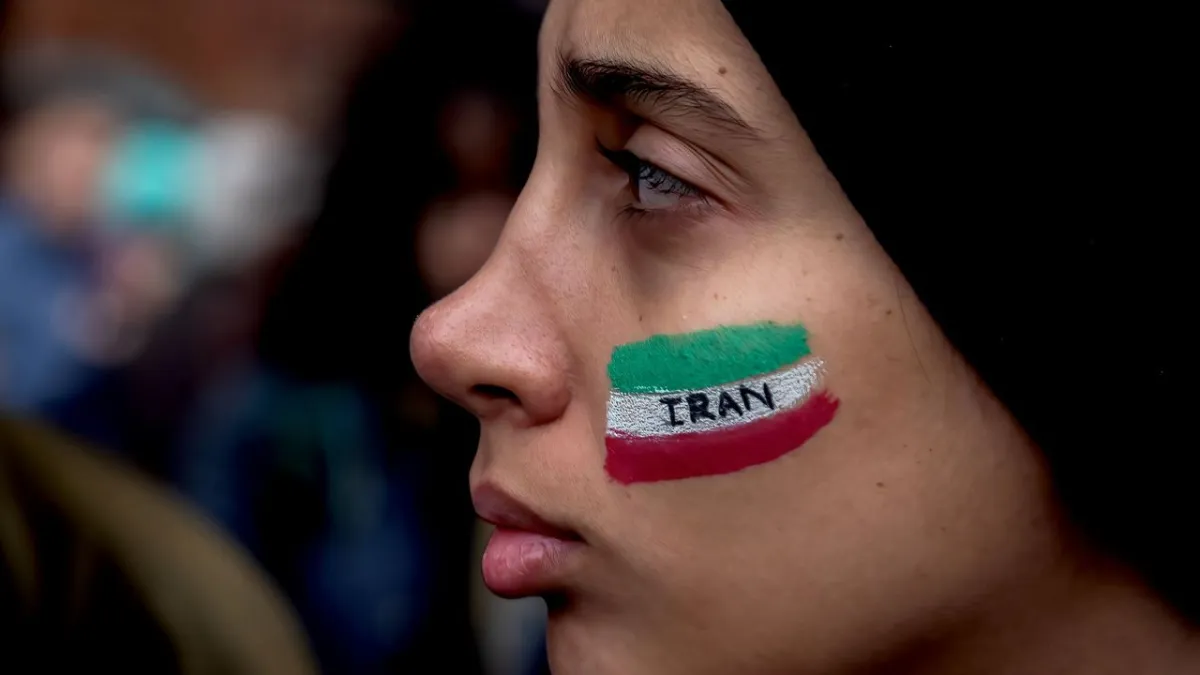 Server equipment and network cables illustrate Iran's restored digital infrastructure.