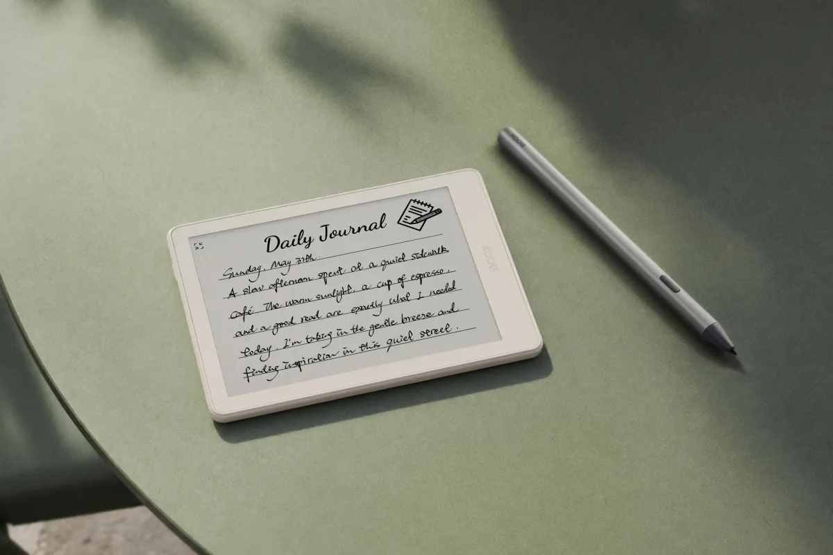 The six inch Boox Go 6 Gen II e reader displays its open Android interface and supports stylus input.