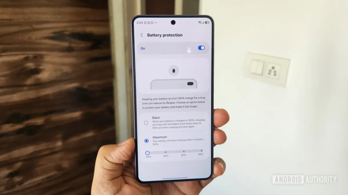 A smartphone screen displaying Android battery protection settings.