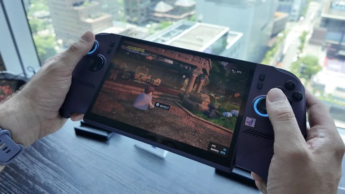 MSI Claw 8 EX AI+ handheld gaming PC featuring Intel Arc G3 processor and Hall-effect controls.