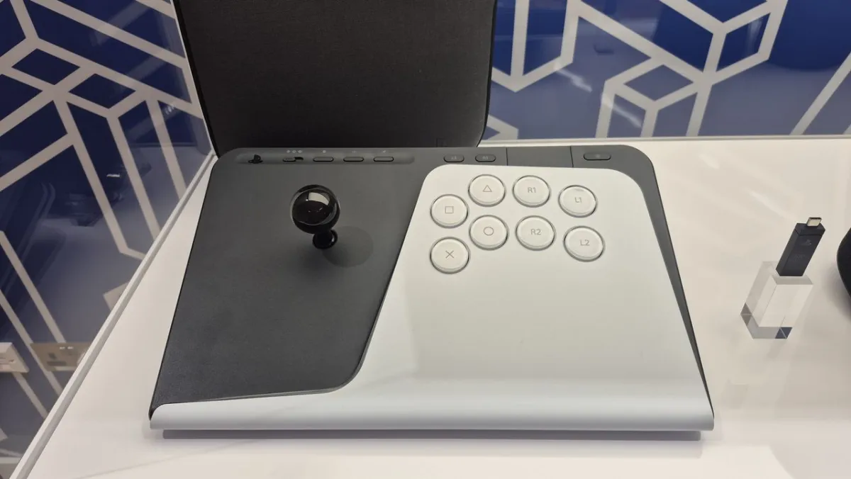 Sony FlexStrike Wireless Fight Stick Targets Beginners and Gamepad Veterans