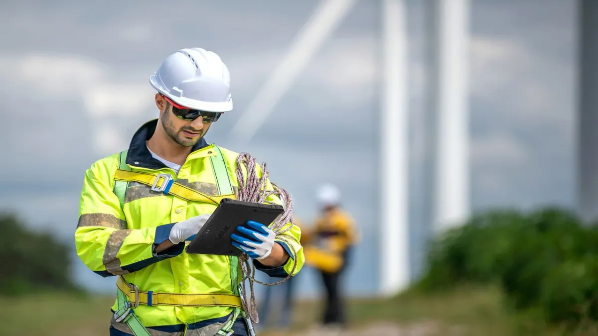 Getac ZX80W Series: Rugged Windows Tablets for Field Work