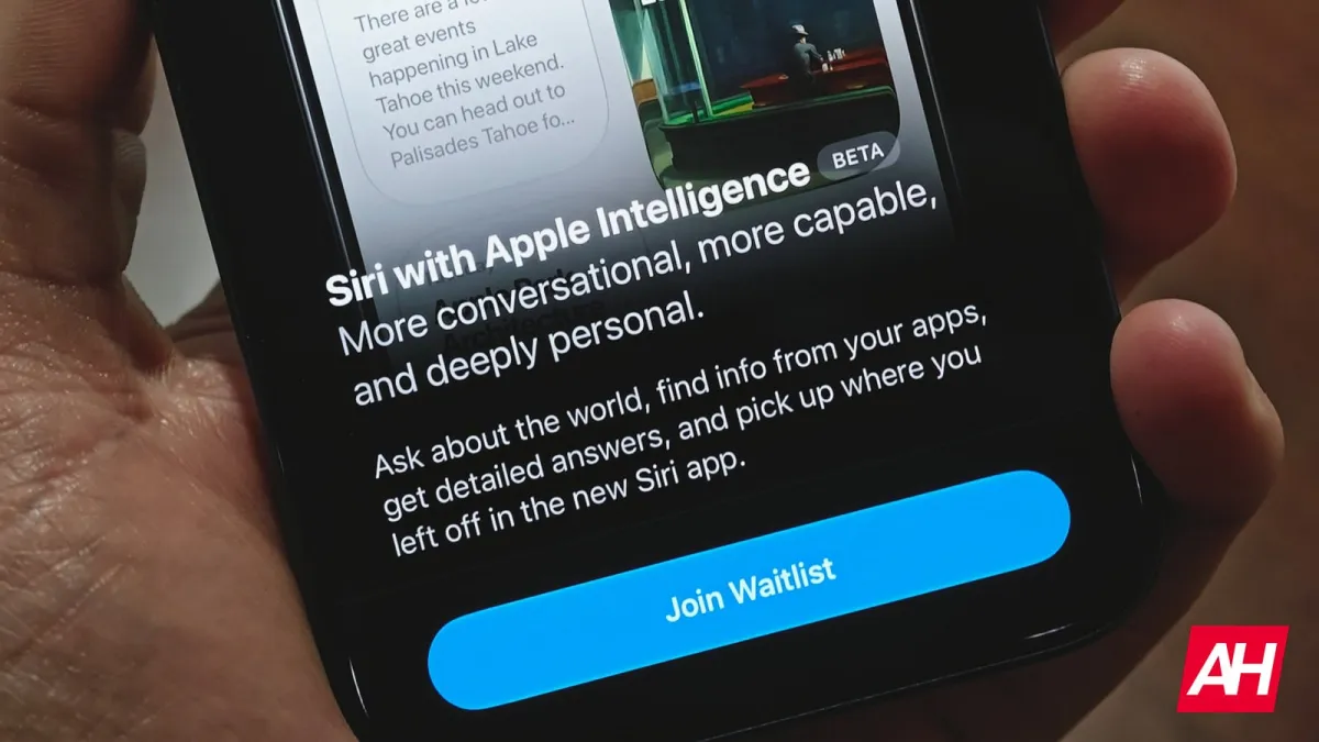 Craig Federighi explains Apple's strategic shift toward developing a standalone Siri application.