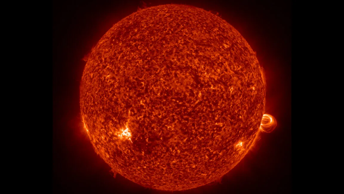 A scientific illustration shows Earth remaining habitable as solar brightness increases over billions of years.