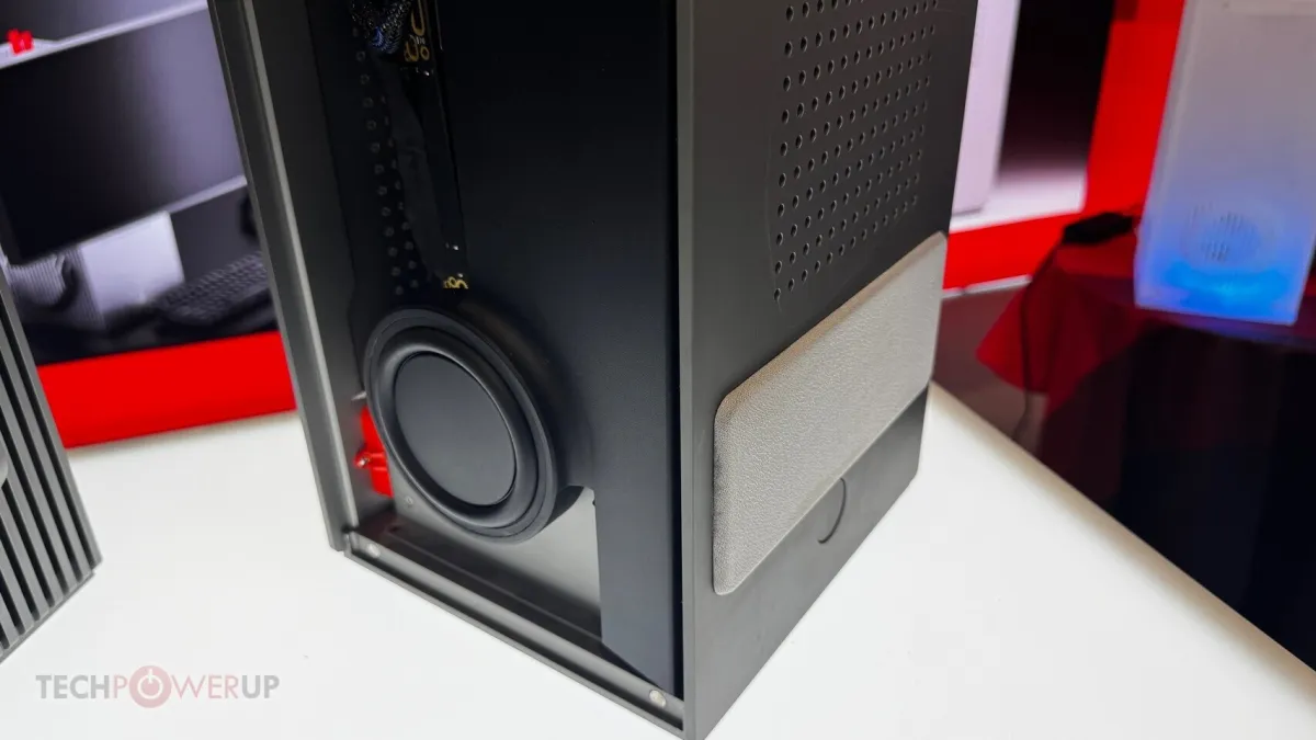 Apeer2 Mini-ITX case featuring integrated monitor mounting bracket at Computex 2026