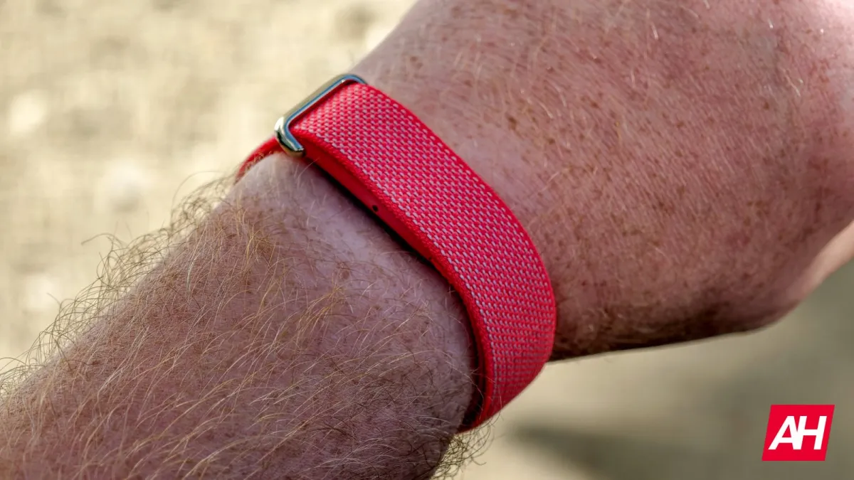 Official design specifications and dimensional tolerances for Fitbit Air bands enable custom additive manufacturing.
