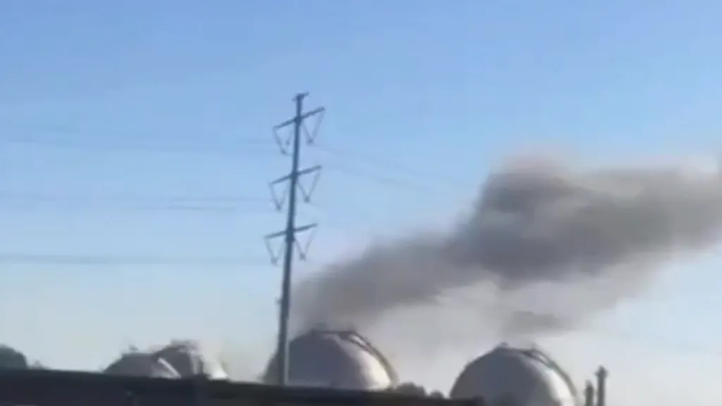 The Karun Petrochemical Company in Mahshahr is shown following a reported Israeli airstrike.