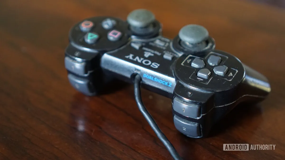 Minecraft Pocket Edition gameplay running on a PlayStation 2 console