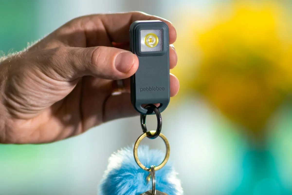 Pebblebee Halo Review: Tracking and Safety in One Device