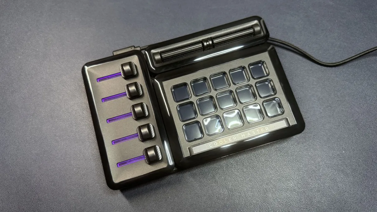 The Cooler Master MasterHUB chassis features a modular design with hot-swappable components attached.