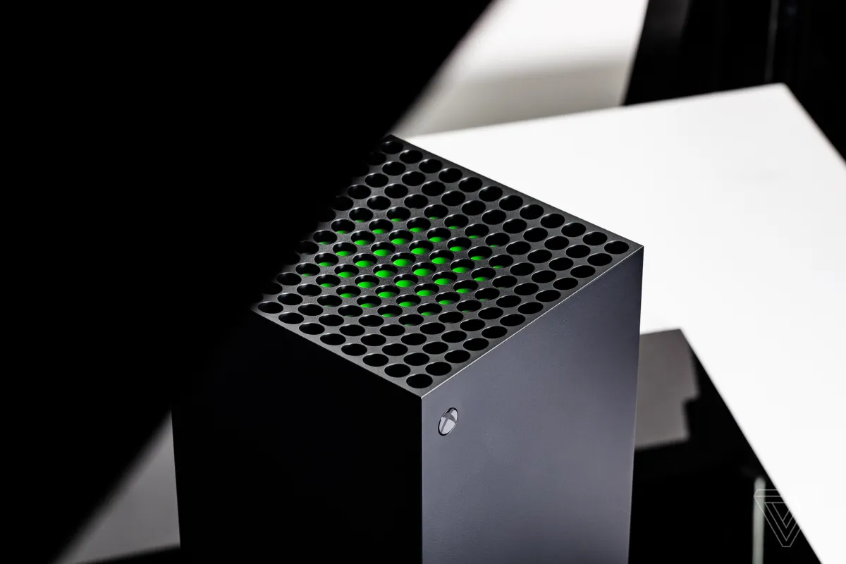 Microsoft Project Helix console addressing memory cost challenges and exploring new subscription models.