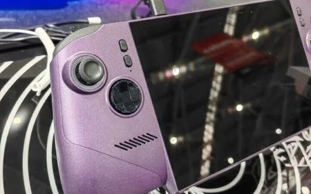 The MSI Claw 8 EX AI+ handheld gaming console features Intel Arc G3 Extreme silicon.