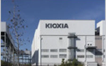 Kioxia corporate logo and stock chart illustrate its market value surge.
