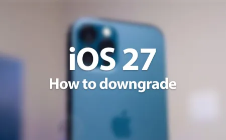 iPhone settings screen displaying iOS version information during a system downgrade