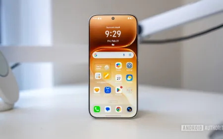 Smartphone screen displaying Honor's virtual permissions interface with dummy data toggles.