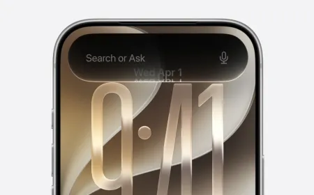 Apple Siri interface prioritizes task completion over casual conversation.