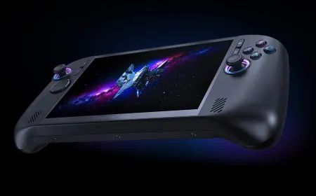 The Acer Predator Atlas 8 handheld PC features the Intel Arc G3 processor.