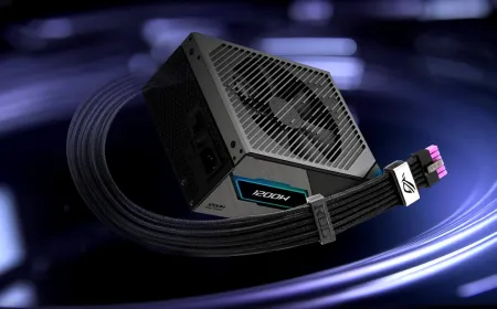 ASUS includes the ROG Equalizer 12V-2x6 PCIe power cable with its Thor III and Strix Platinum power supplies.