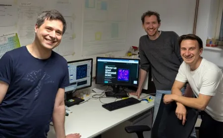 A scannable QR code built from individual silver atoms measures fifty nanometers per side.