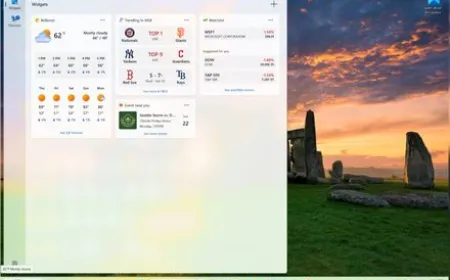 The Windows 11 taskbar shows the updated Widgets panel with reduced notifications in the Beta update.
