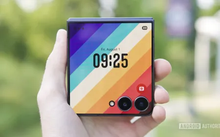The Samsung Galaxy Z Flip 8 may use Qualcomm Snapdragon and Exynos processors in different regions.