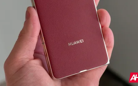 Concept render of a rumored Huawei wide-screen flagship smartphone featuring a Kirin 9000 processor and a 7000mAh battery.