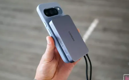 Ugreen 10,000mAh power bank with Qi2 magnetic alignment and USB-C fast charging port.