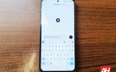 The updated ChatGPT interface displays new navigation controls and mobile gesture options for prompt adjustment.