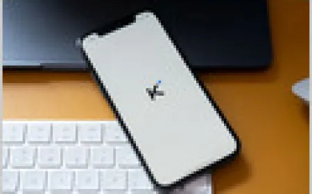 The graphic displays the Moonshot AI logo alongside the Kimi chatbot interface.
