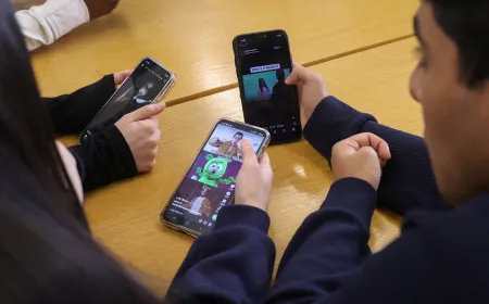 UK Prime Minister Keir Starmer announces the government's plan to ban children under 16 from social media.