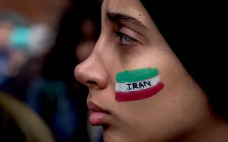 Server equipment and network cables illustrate Iran's restored digital infrastructure.