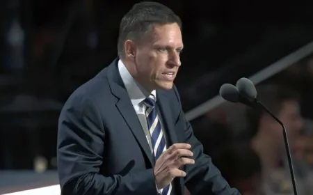 Peter Mandelson and Peter Thiel discuss Palantir's expanding influence in UK government technology.